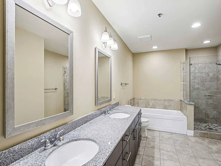 The Rocca Apartments — Photo 19