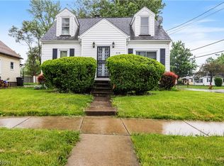 416 Bond St, Elyria, OH
