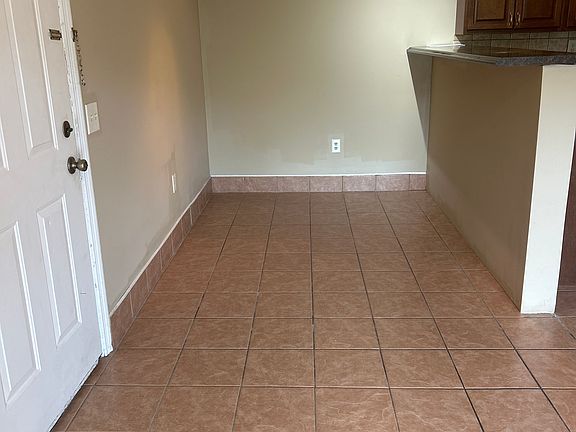 2nd image of 205 Simpson Ave APT 312