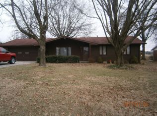 618 N Kluemper Rd, Jasper, IN 47546