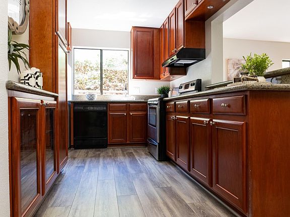 2nd image of 473 Lenzen Ct