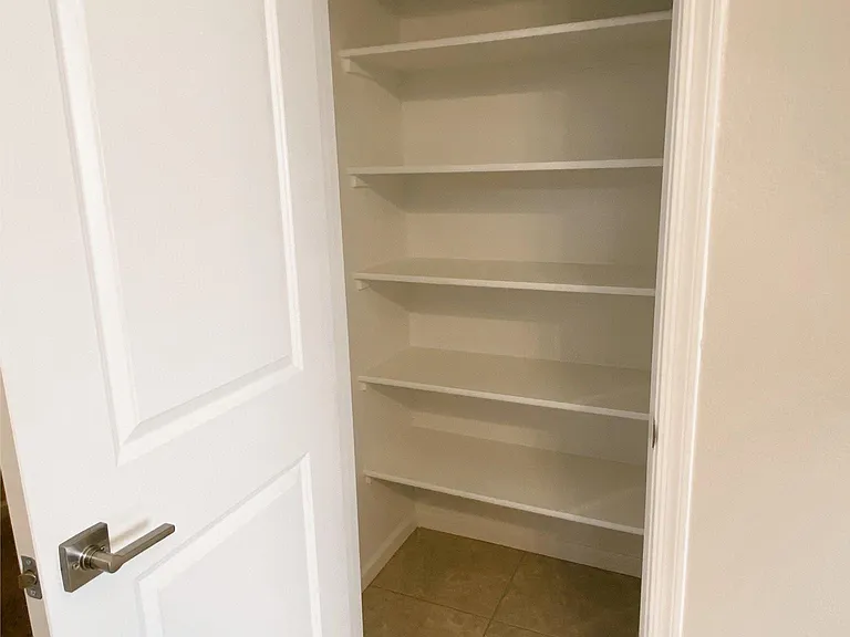 17832 W Daley Ln — Photo 13