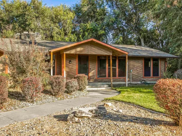 815 S Anderson St, Kennewick, WA 99336