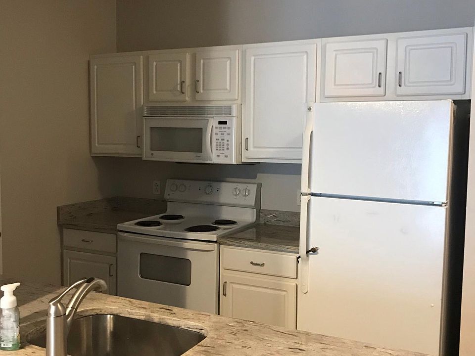 2nd image of 1000 Providence Pl APT 122