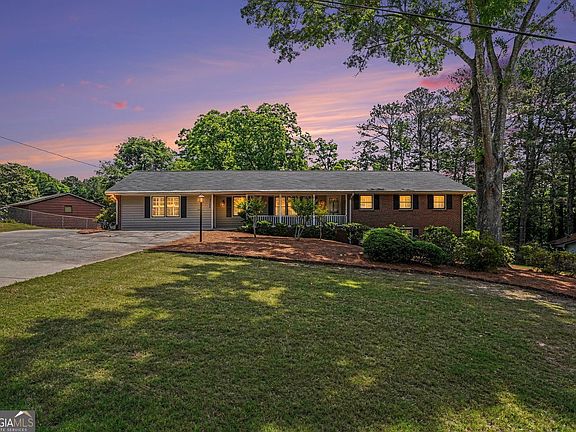 2nd image of 1788 Wiggins Cir SW