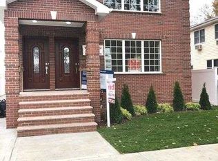 7523 166th St, Fresh Meadows, NY 11366