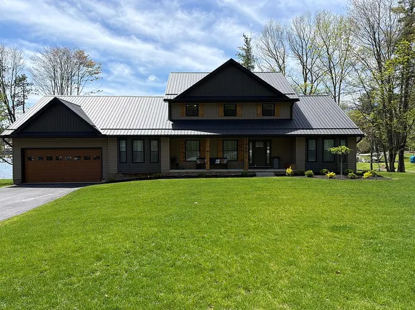 46 Fish Cay Ct, Du Bois, PA 15801