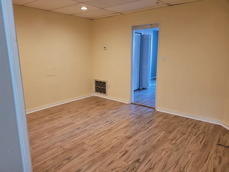 5148 Butler St #2 — Photo 15