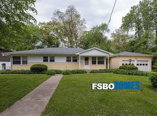2420 27th St, Rock Island, IL