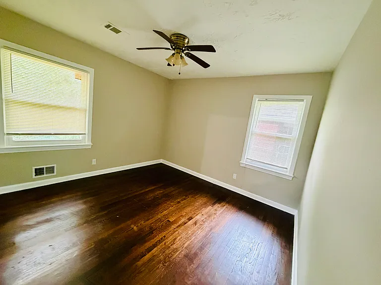 1763 San Gabriel Ave — Photo 12