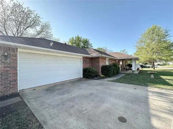 204 S 7th St, Tecumseh, OK 74873