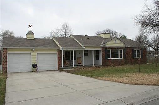 1st image of 8525 W 86th St