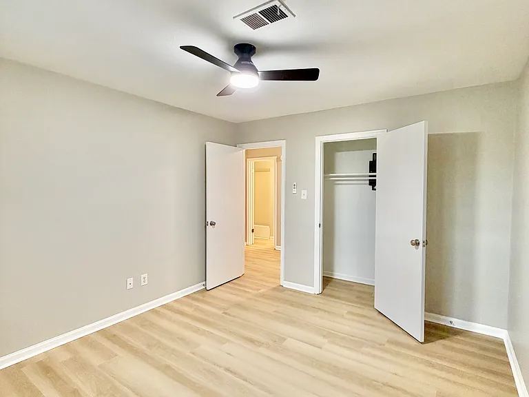 163 Lakeshore Dr #A36 — Photo 10