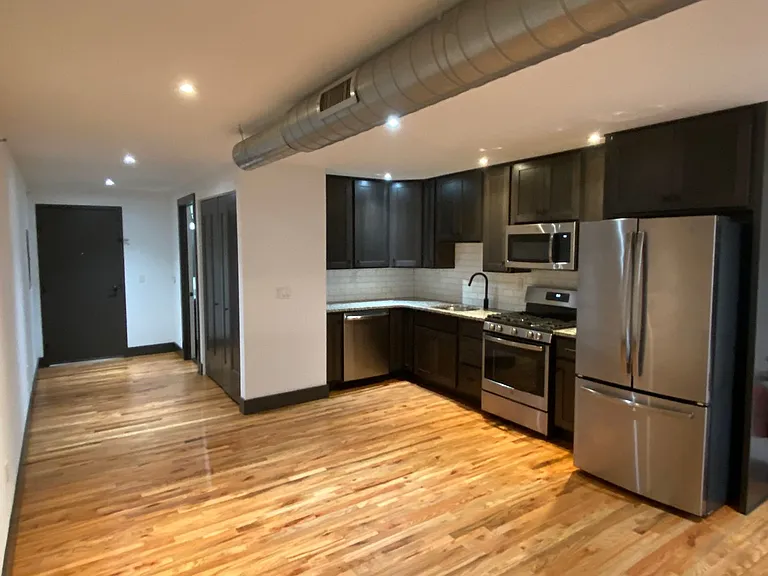 1280 Simon Blvd #F — Photo 2