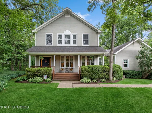 6506 Hillside Rd, Crystal Lake, IL 60012