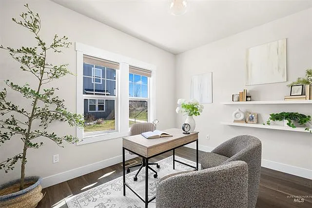 1685 E Cutgrass Ln — Photo 3