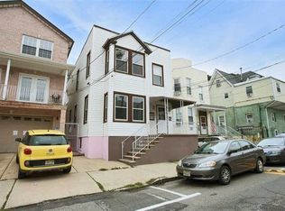 115 38th St, Union City, NJ 07087