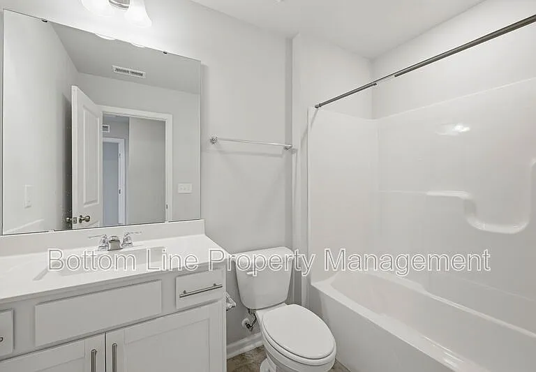 2029 Titanium Rock Rd — Photo 42