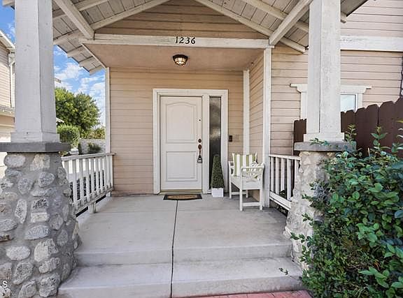 5th image of 1236 S Alta Vista Ave