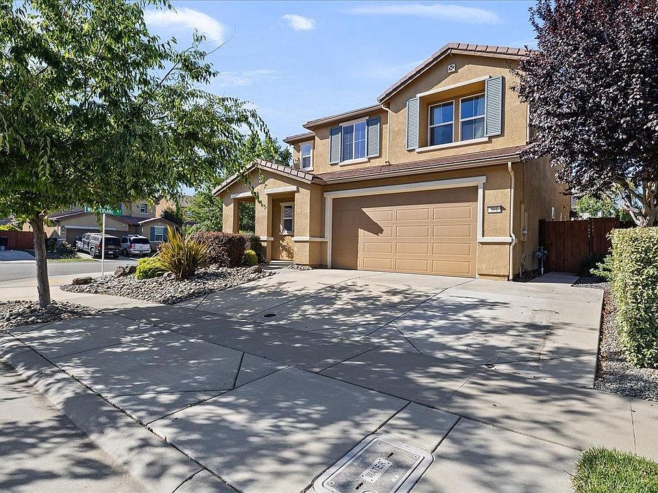1st image of 301 Bramble Ct