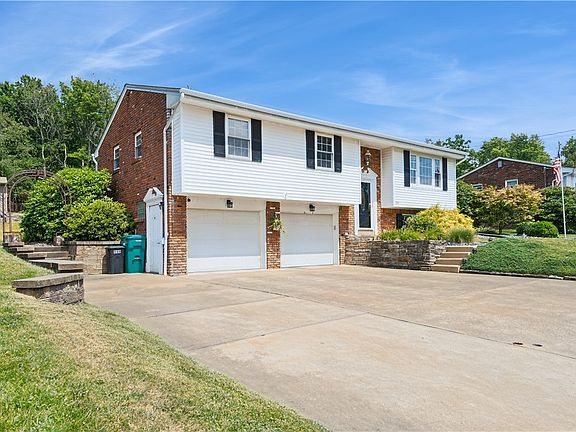 3rd image of 949 Rolling Meadows Dr