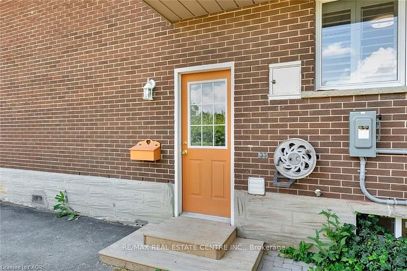 Kitchener House for rent - 2 Bedrooms in Kitchener