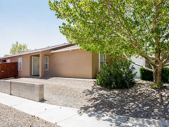 3rd image of 8500 Mesa Roja Ave SW