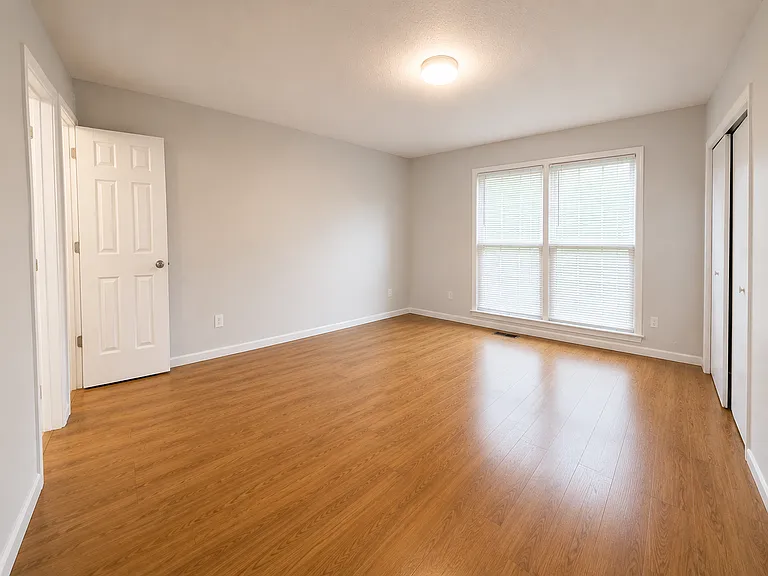 3701 Hunsinger Ln — Photo 8