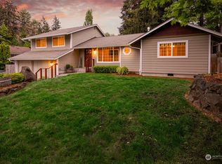 12367 SE 214th St, Kent, WA 98031