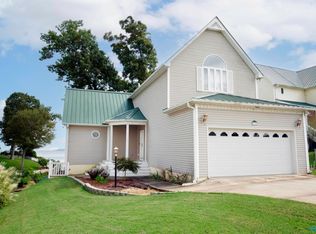 5790 Bay Pointe Dr, Athens, AL 35611