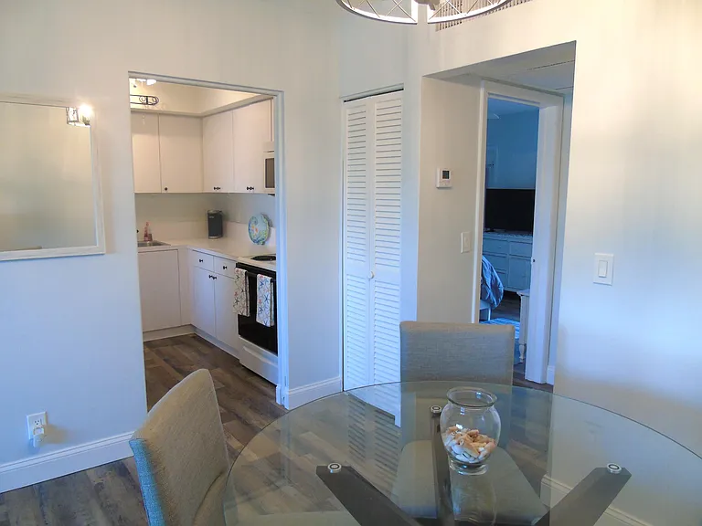 309 Circle Dr S #204 — Photo 8
