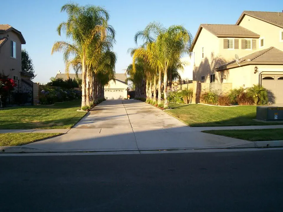 3653 Via Zumaya St