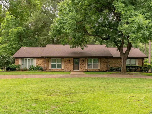 195 Cedar Springs Rd, Longview, TX 75605