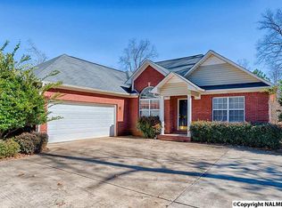 127 Honey Brook Dr, Toney, AL 35773