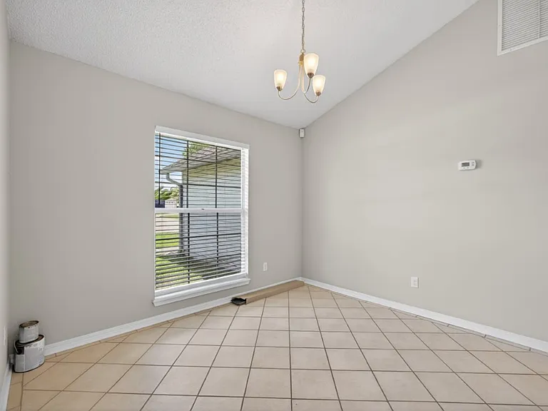 3550 Sheldrake Dr — Photo 10