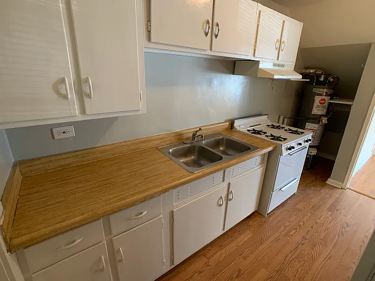 1683 Valley Ave — Photo 20