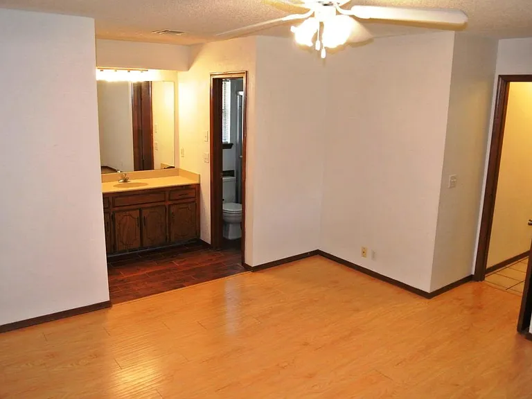1411 W Aries Rd — Photo 9