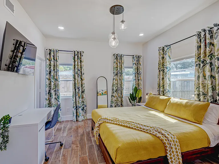 721 Franklin Rd — Photo 11