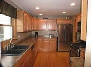 2725 Lilly Rd, Brookfield, WI 53005