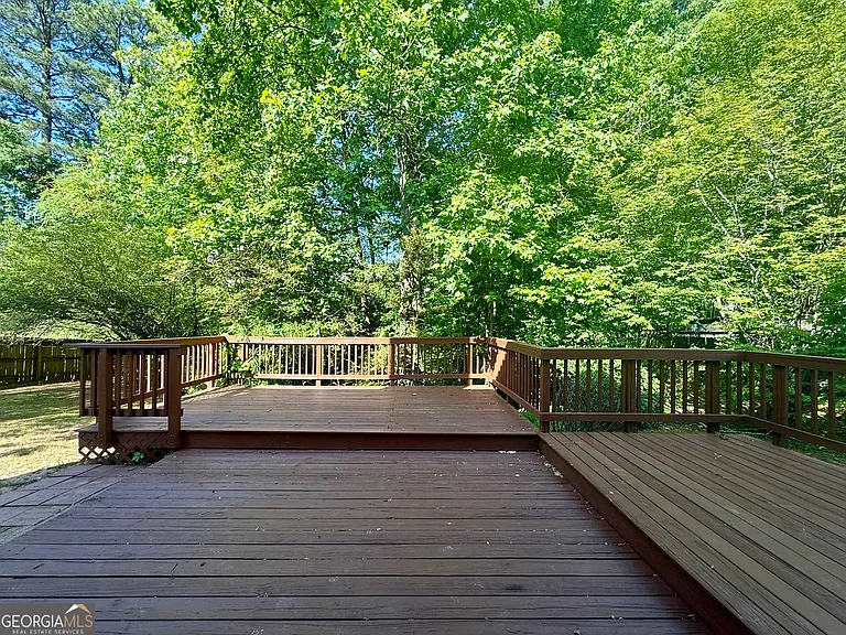 2700 Woodbine Hill Way — Photo 27