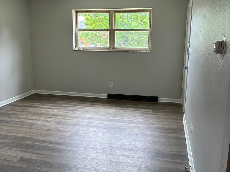 15 Ohio Ave #1 — Photo 8