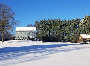 1226 Canterbury Dr, Sykesville, MD 21784