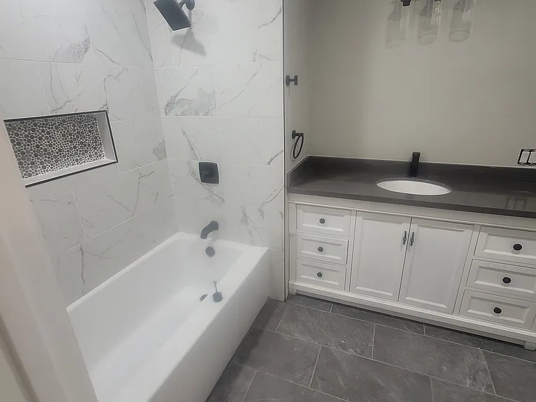 5146 N Sherman Ave — Photo 6