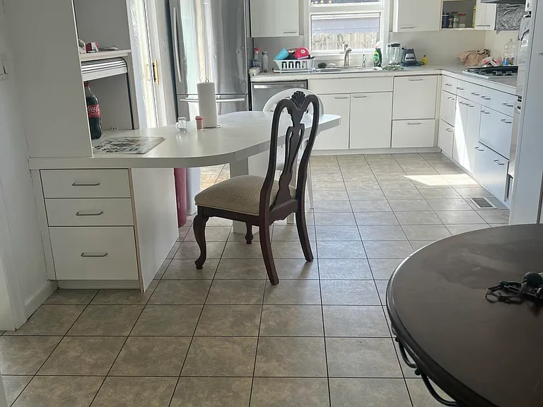 402 Deal Rd — Photo 5