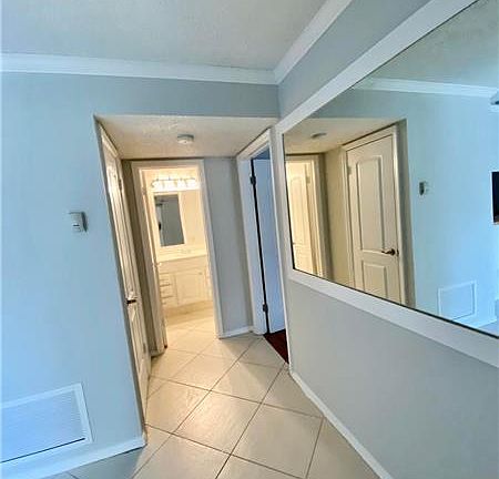 4th image of 2315 N Congress Ave APT 24