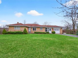 105 Clearview Dr, Baden, PA 15005