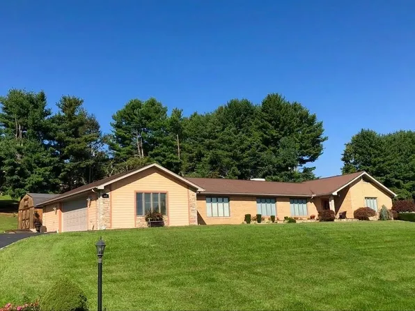 615 Orchard Ln SW, Wise, VA 24293