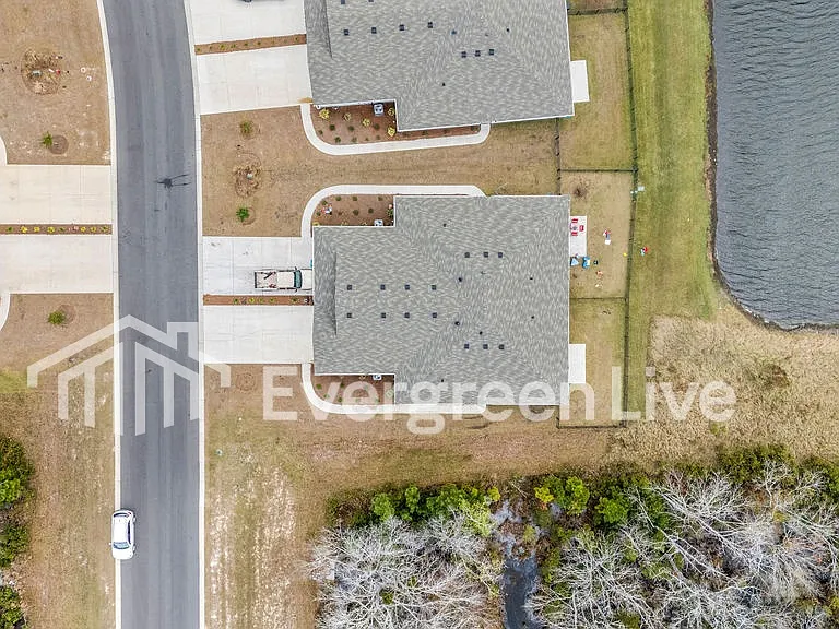 2233 Courtina Way — Photo 17