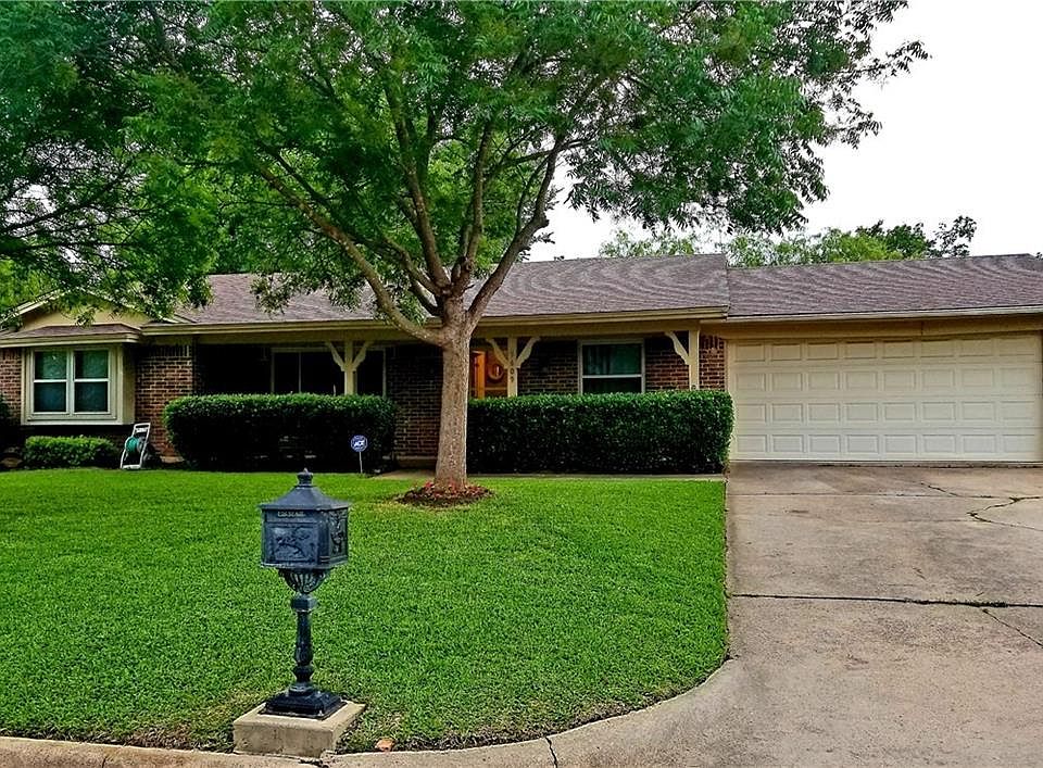 1st image of 3609 Harber Dr