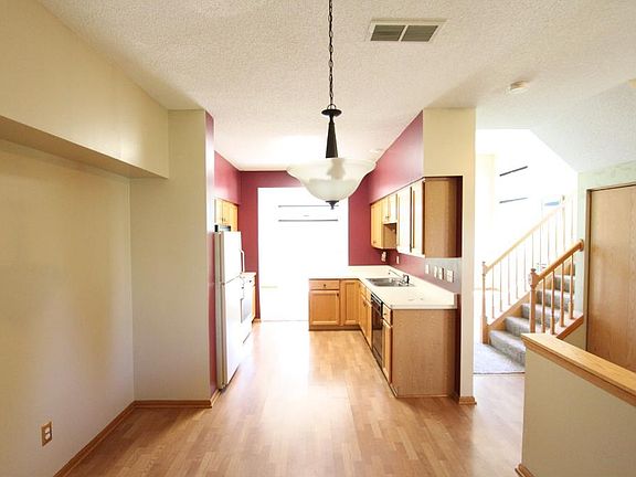 4th image of 2214 Water Lilly Ln #608
